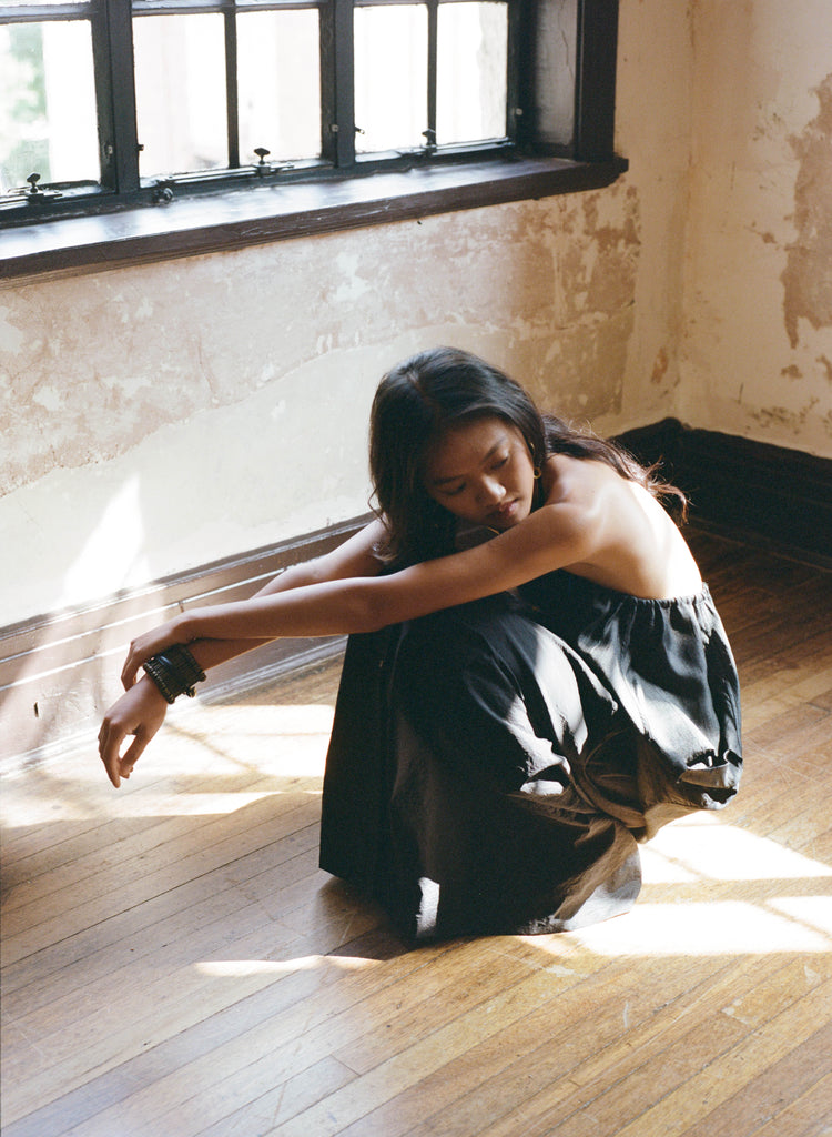 MIST X CAIRA|Vase Skirt