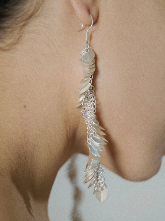 CUNZU| 簇簇 | Scale Pattern Earrings