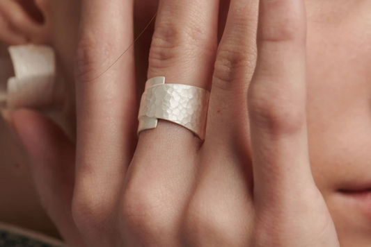 CUNZU| 窝妥WUTUO| La turbulence