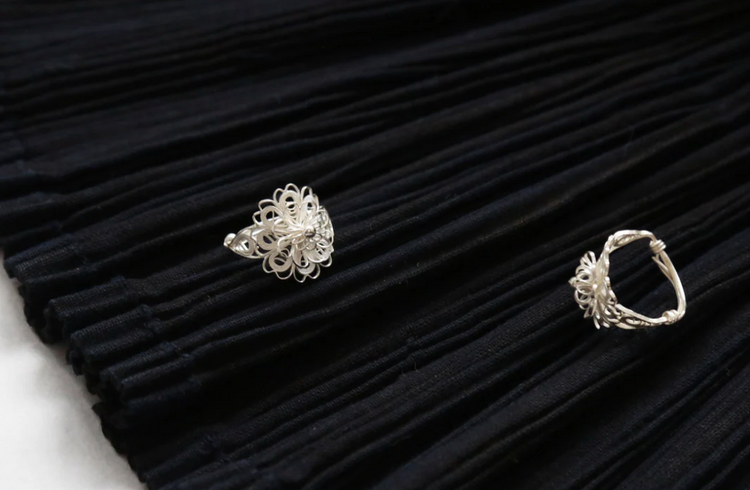CUNZU| 叠DIE| Knitting silver rings with multiple layers of petals