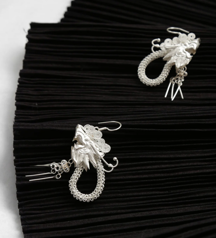 CUNZU| 湛ZHAN | Dragon head earrings