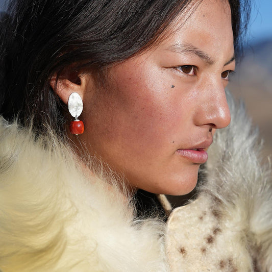 MIST X CHARU | Fingerprint South Red Agate Earrings