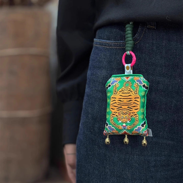 MIST X CHARU | Tibetan medicine fragrance pouch