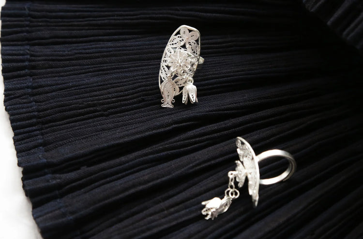 CUNZU| 穗SUI | Knitting silver rings with fish and bloom shaped hangings
