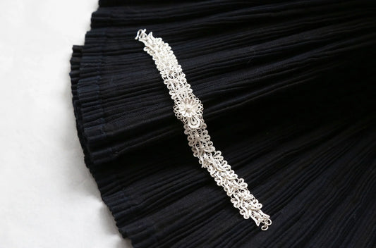 CUNZU| 湛ZHAN | Splendid knitting bracelet with butterfly shaped chain