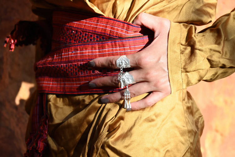 CUNZU| 穗SUI |Bell shaped hanging rings with dragon pattern
