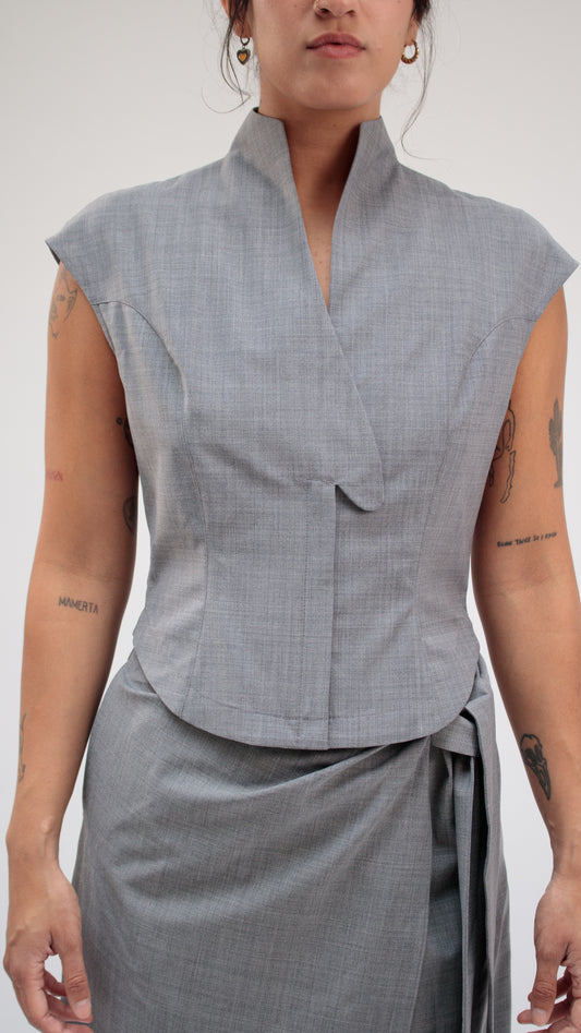 26 Years old |Sleeveless vest top (blue/gray)