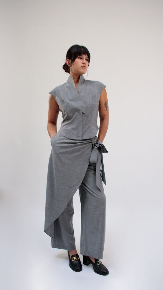 26 Years old |Sleeveless vest top (blue/gray)