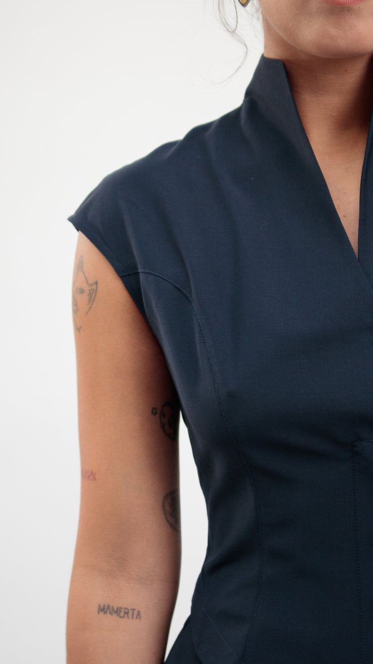 26 Years old |Sleeveless vest top (blue/gray)