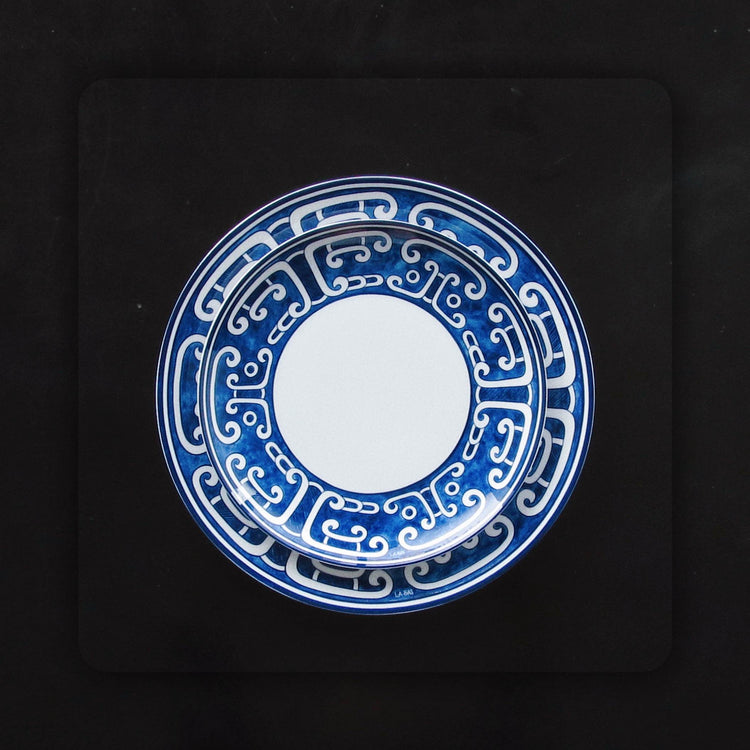LA-BAS| 青花瓷艺术餐盘 Blue and White Porcelain Art Plate|如玉 Alike Jade| 三龙戏珠 THREE DRAGONS 20cm