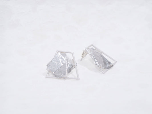 MIST | Meteorite earring