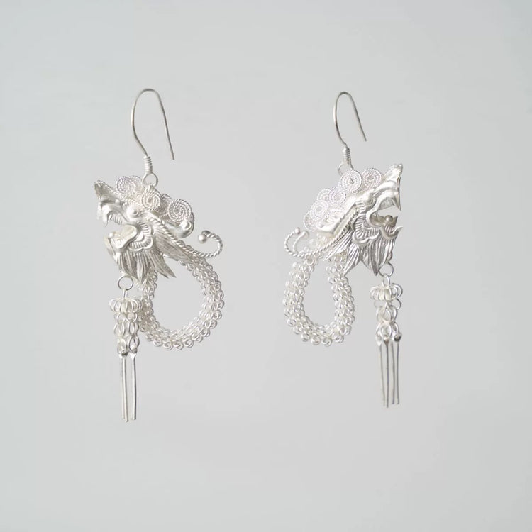 CUNZU| 湛ZHAN | Dragon head earrings