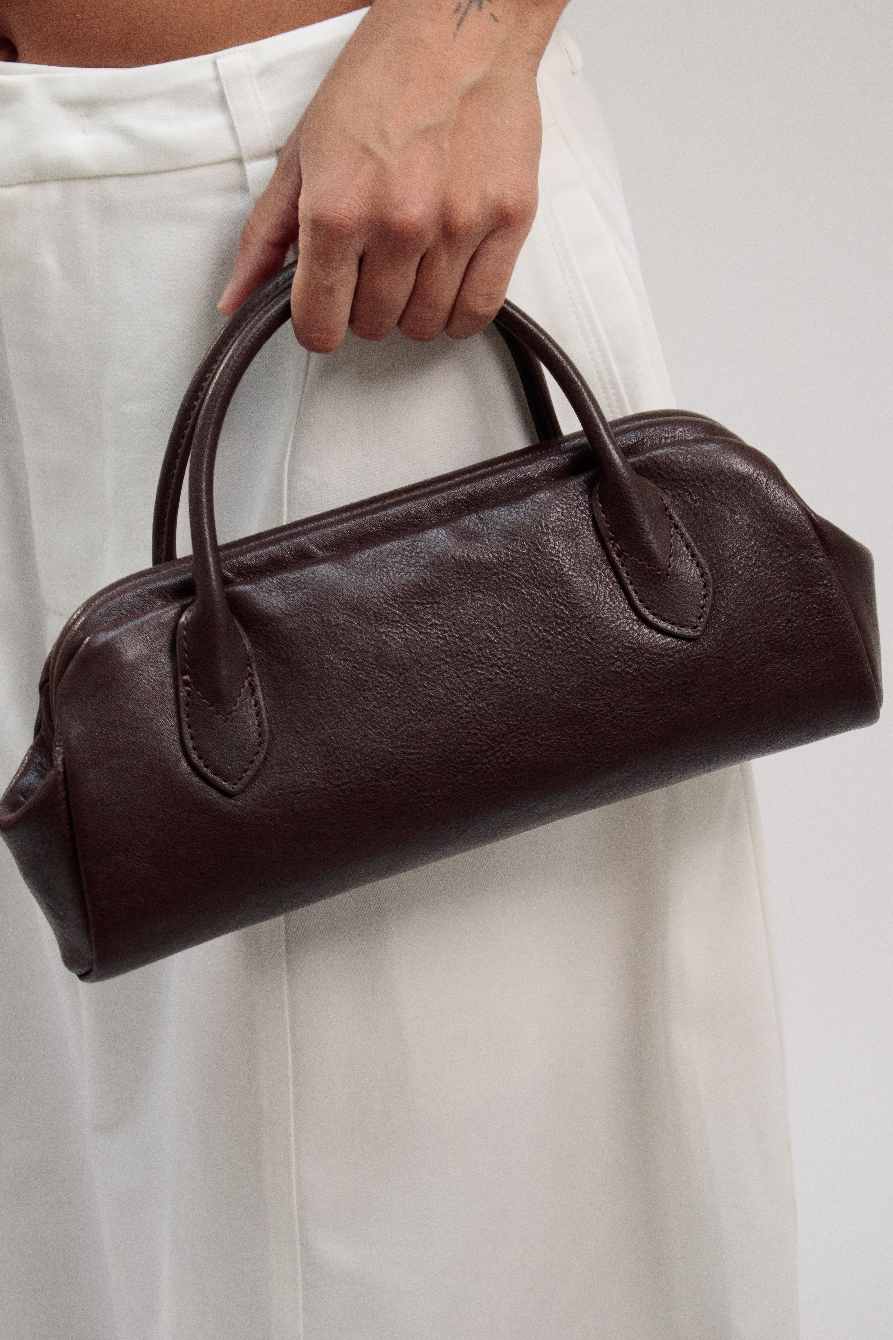 MIST | SS26 Genuine Leather Handle Bag-2