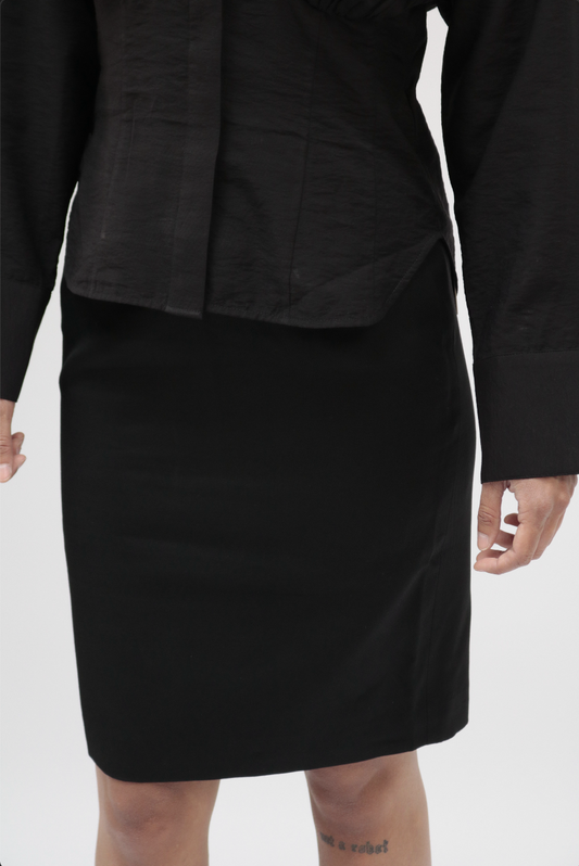 26 Years old | Black Minimal Pencil Skirt
